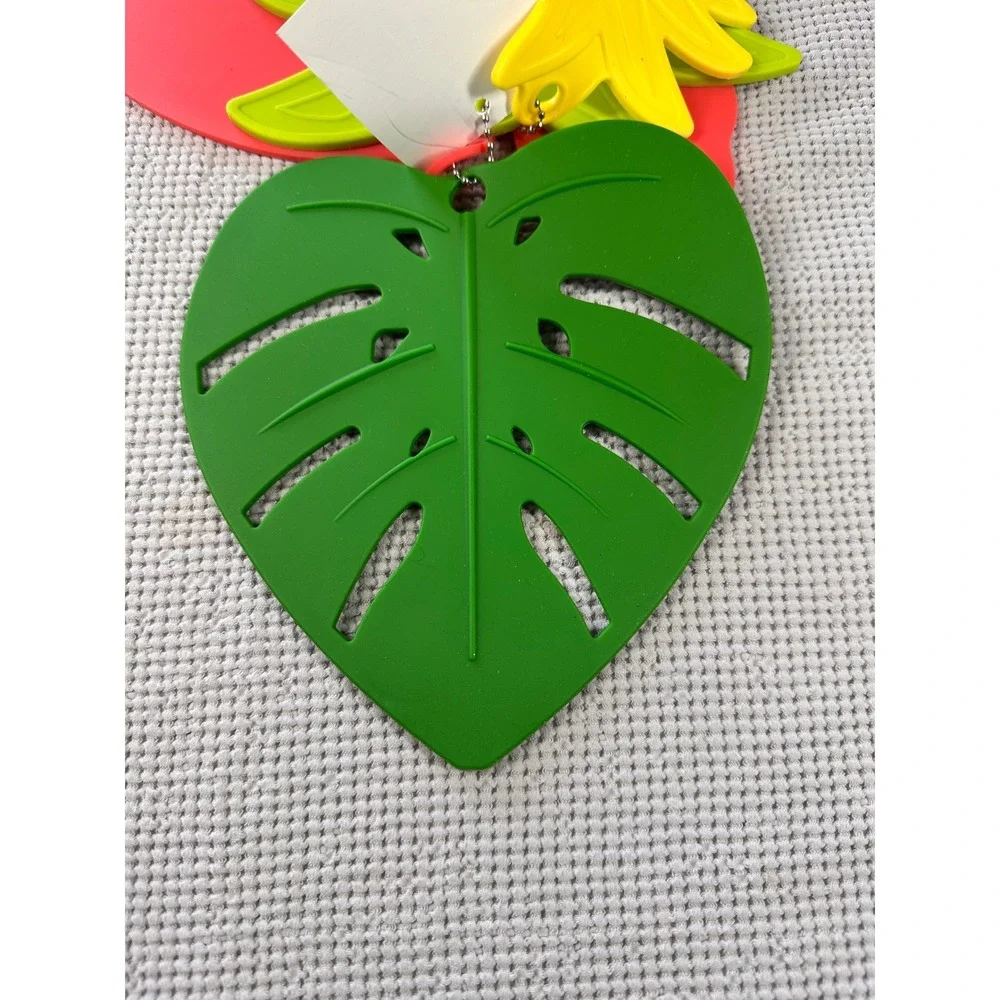 Tropical‎ Silicone Trivets 4 pc Set Flamingo Pineapple Palm Leaf Monstera